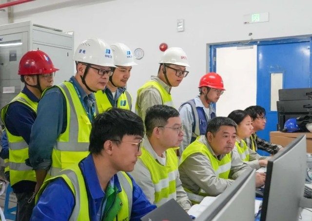 全球首批！500MW级全氢冷发电机在华电集团投运(图5)